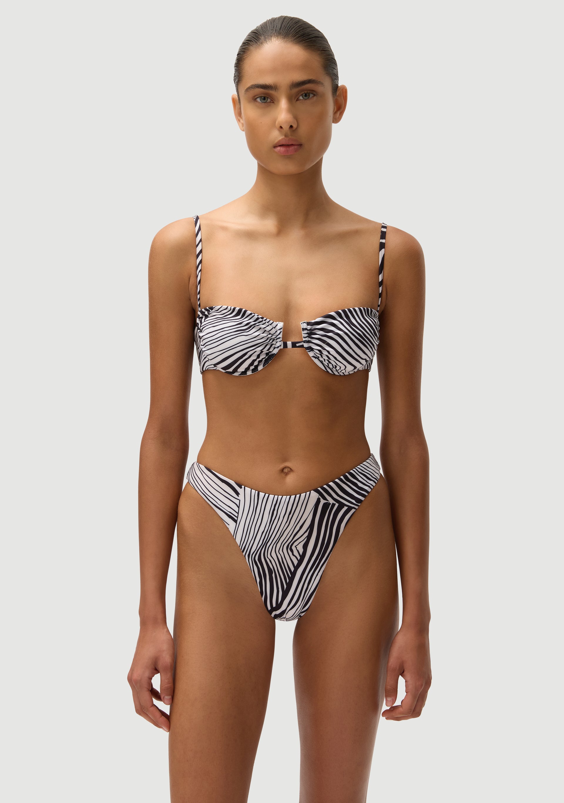 Gabriel Top | Zebra