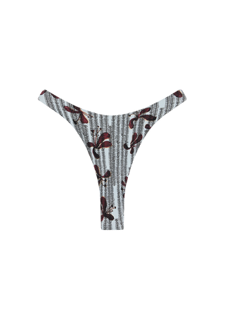Corey Bottom | 和服花卉