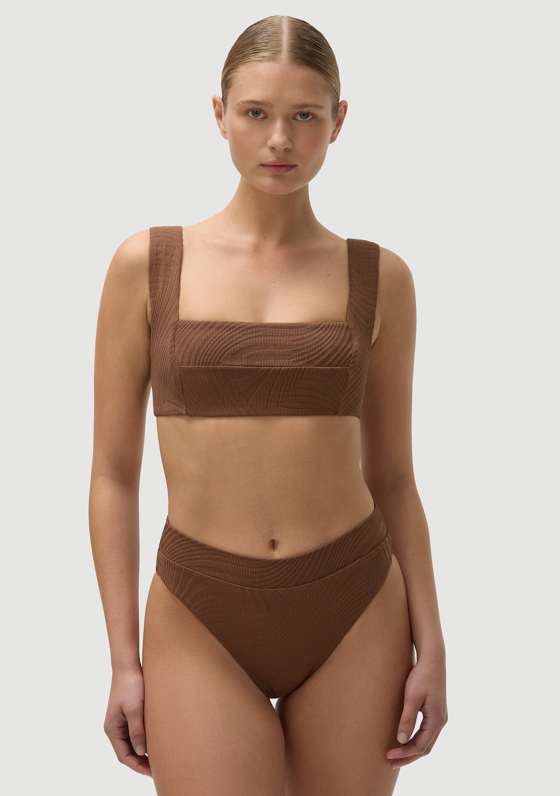 弗朗哥之巅 | 松果
